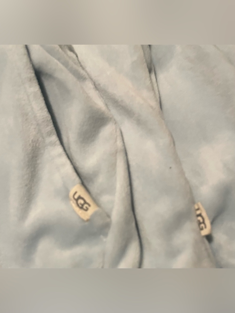 UGG Women's Light Blue velour pullover top and pants set - Picture 4 of 5